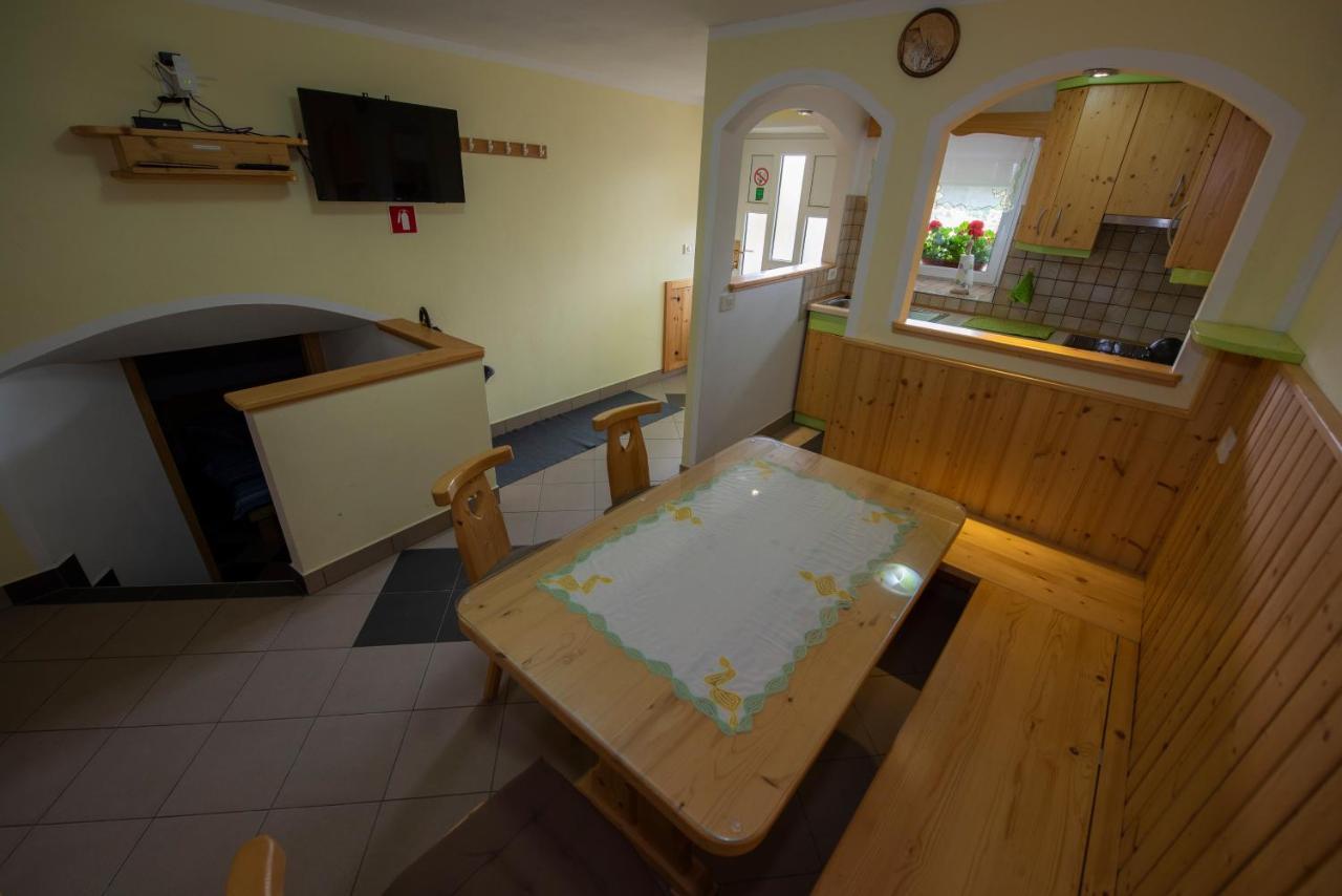 Apartma Vidmar Otlica Ajdovscina Exterior photo